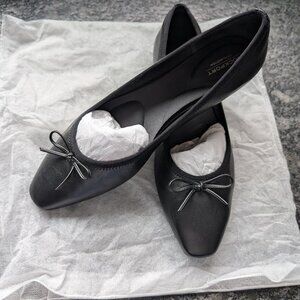 Near Mint Rockport Black Ballet Flats Size 11